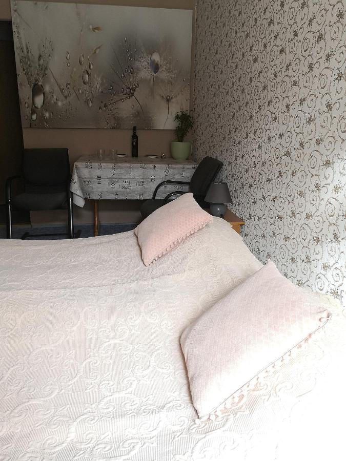 Zimmervermietung Schoene Gasse 6 Homestay *