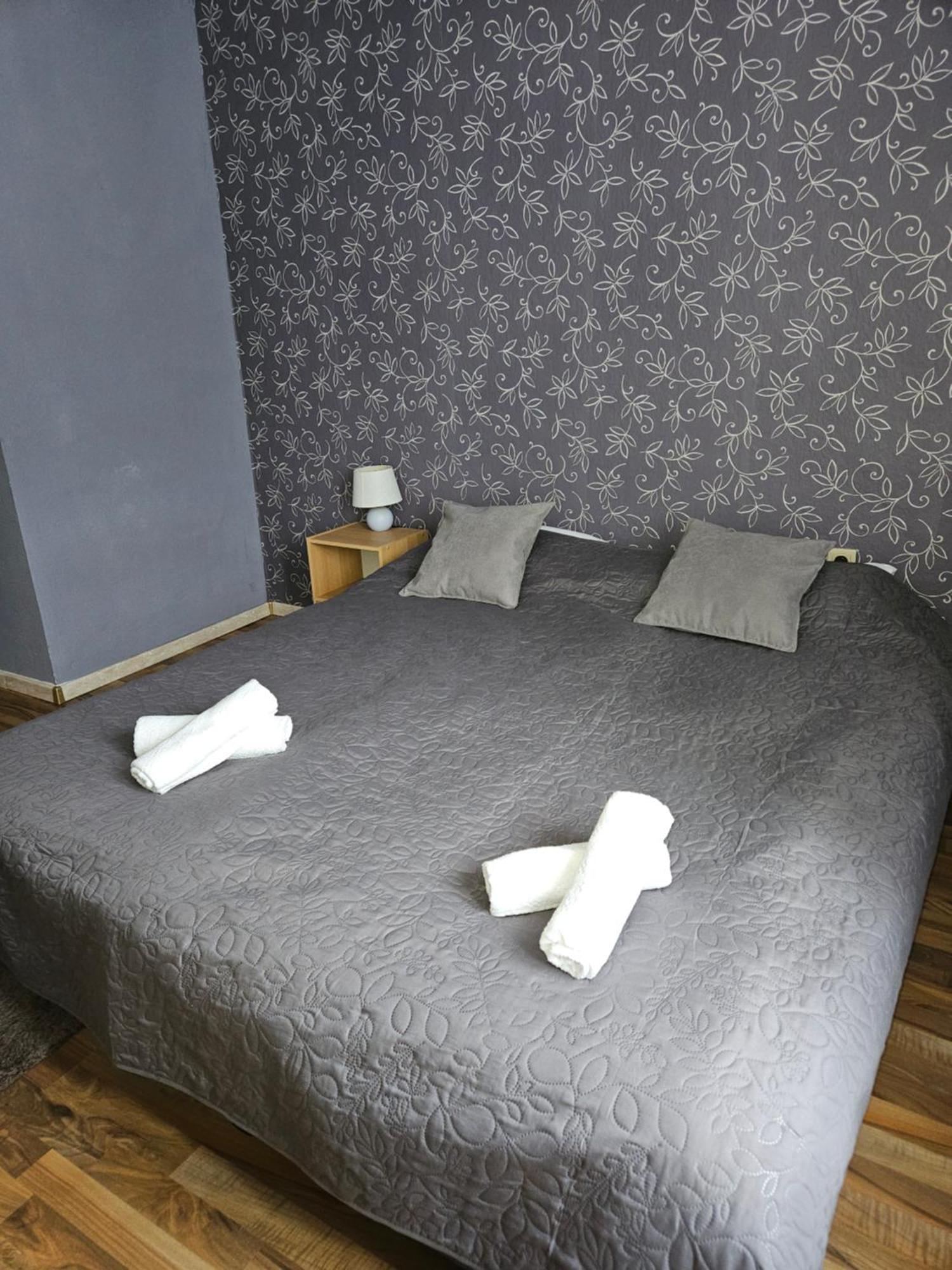 Zimmervermietung Schoene Gasse 6 *